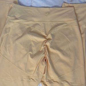 Yellow Gymshark legging